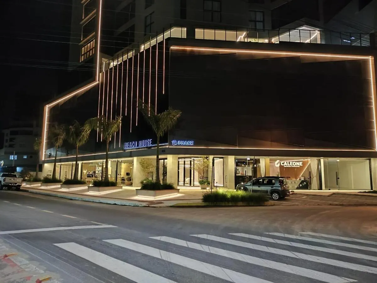 Apartamento Novo Frente Mar Porto Belo 0*,  Brasile