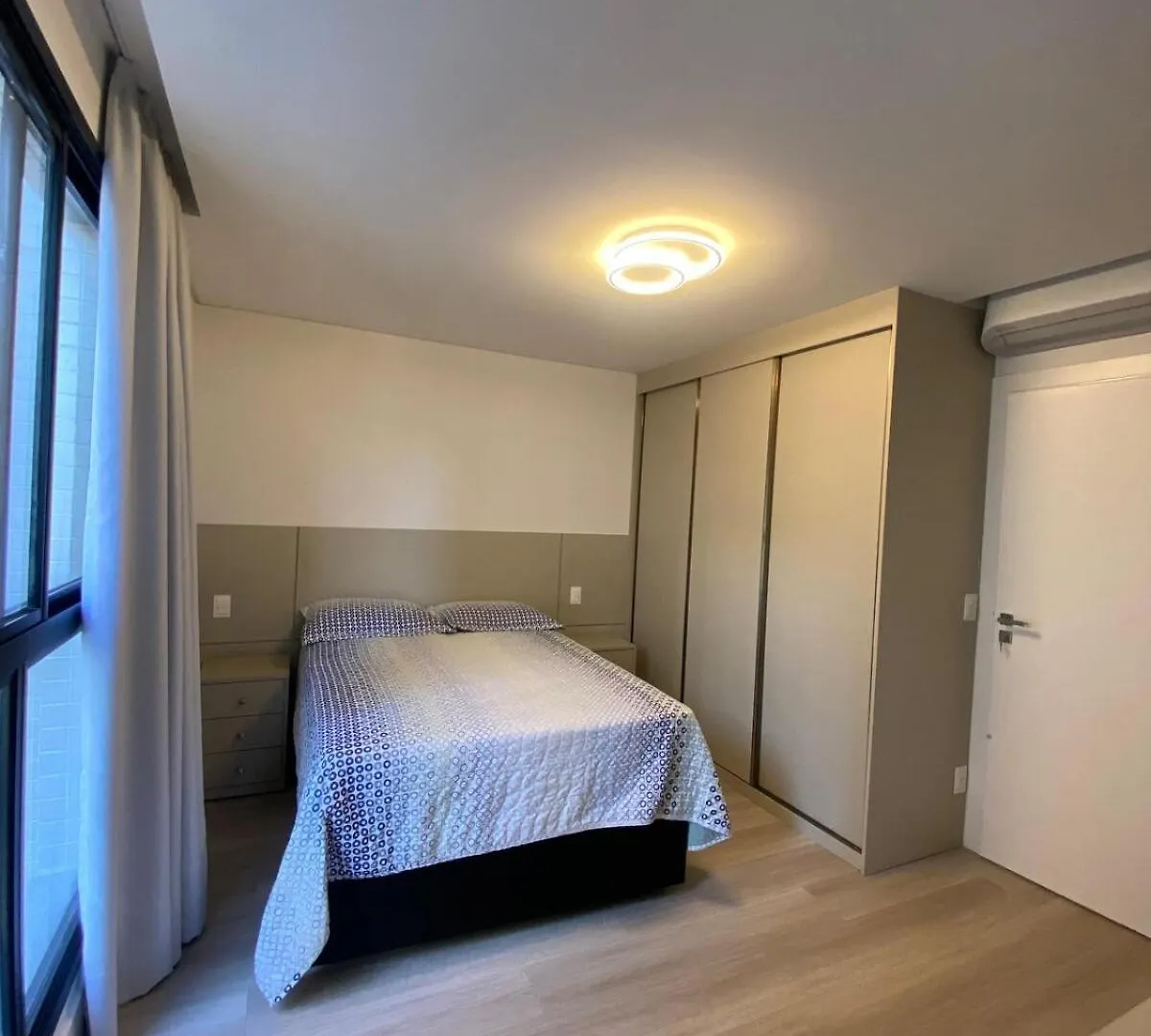 Apartamento Novo Frente Mar Porto Belo 0*,  Brasile