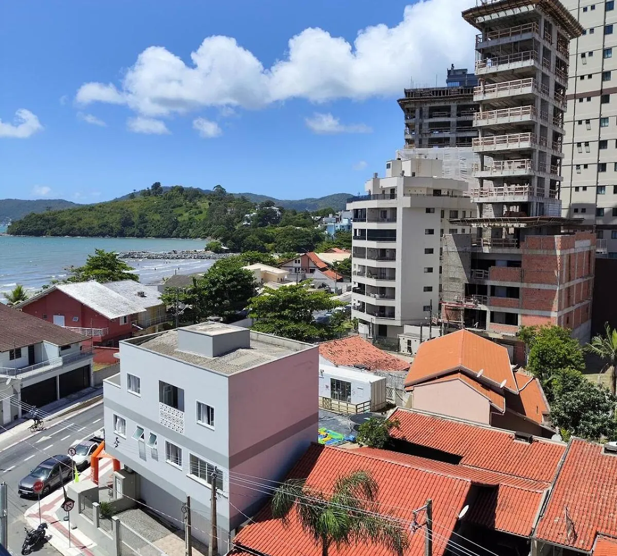 Apartamento Novo Frente Mar Porto Belo 0*,